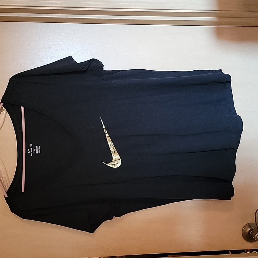 Nike T-shirt